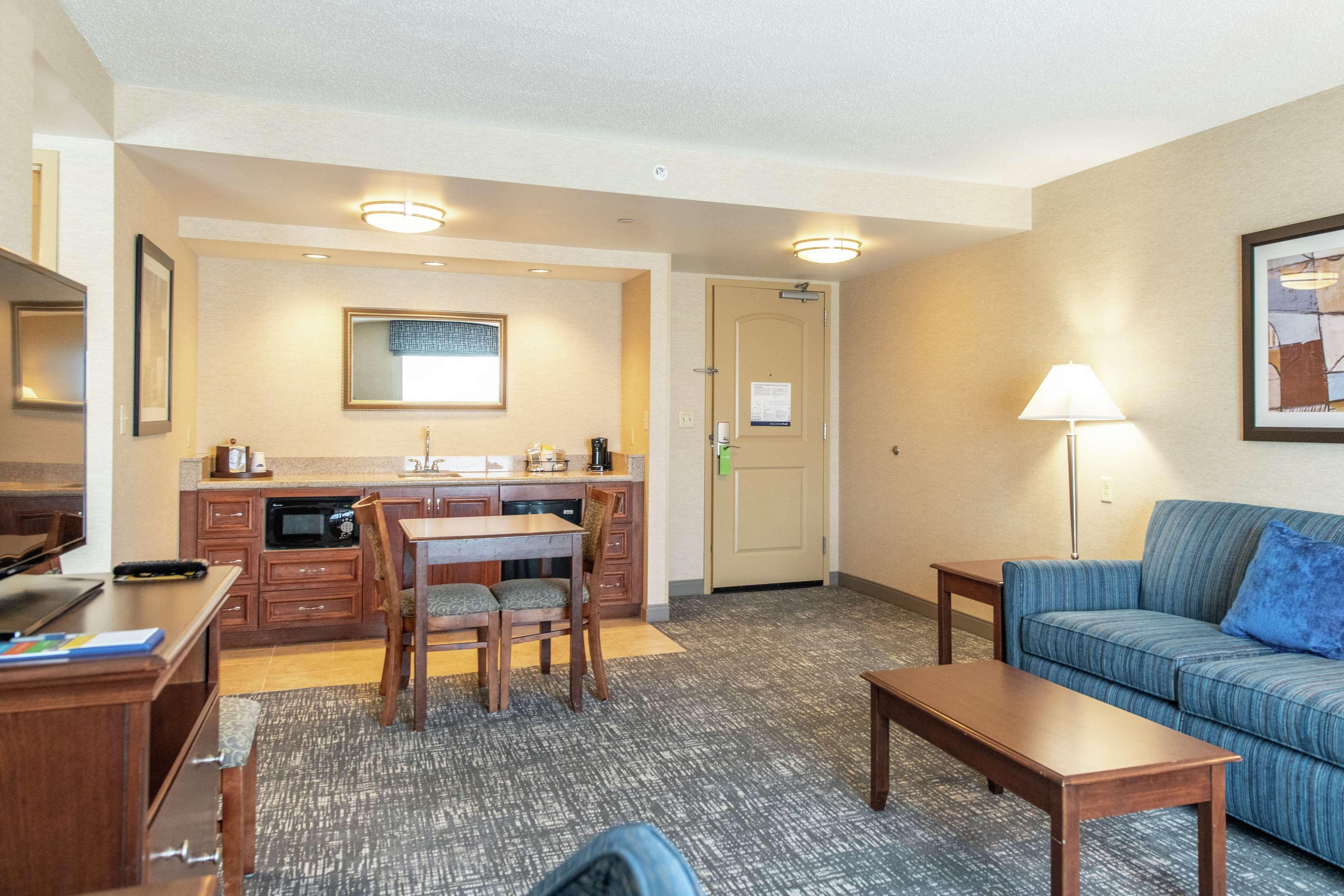 Hampton Inn Presque Isle Exteriör bild