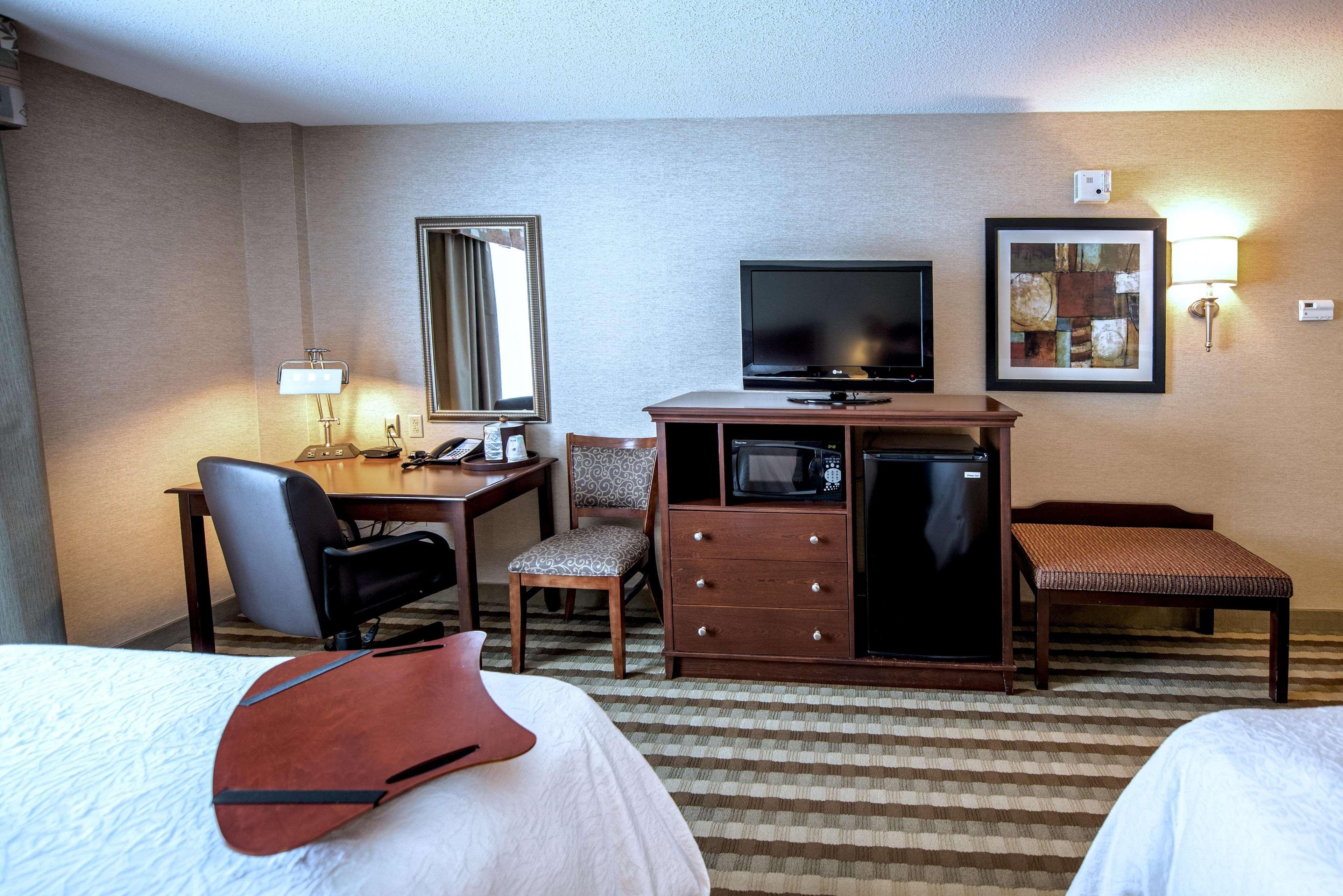 Hampton Inn Presque Isle Exteriör bild