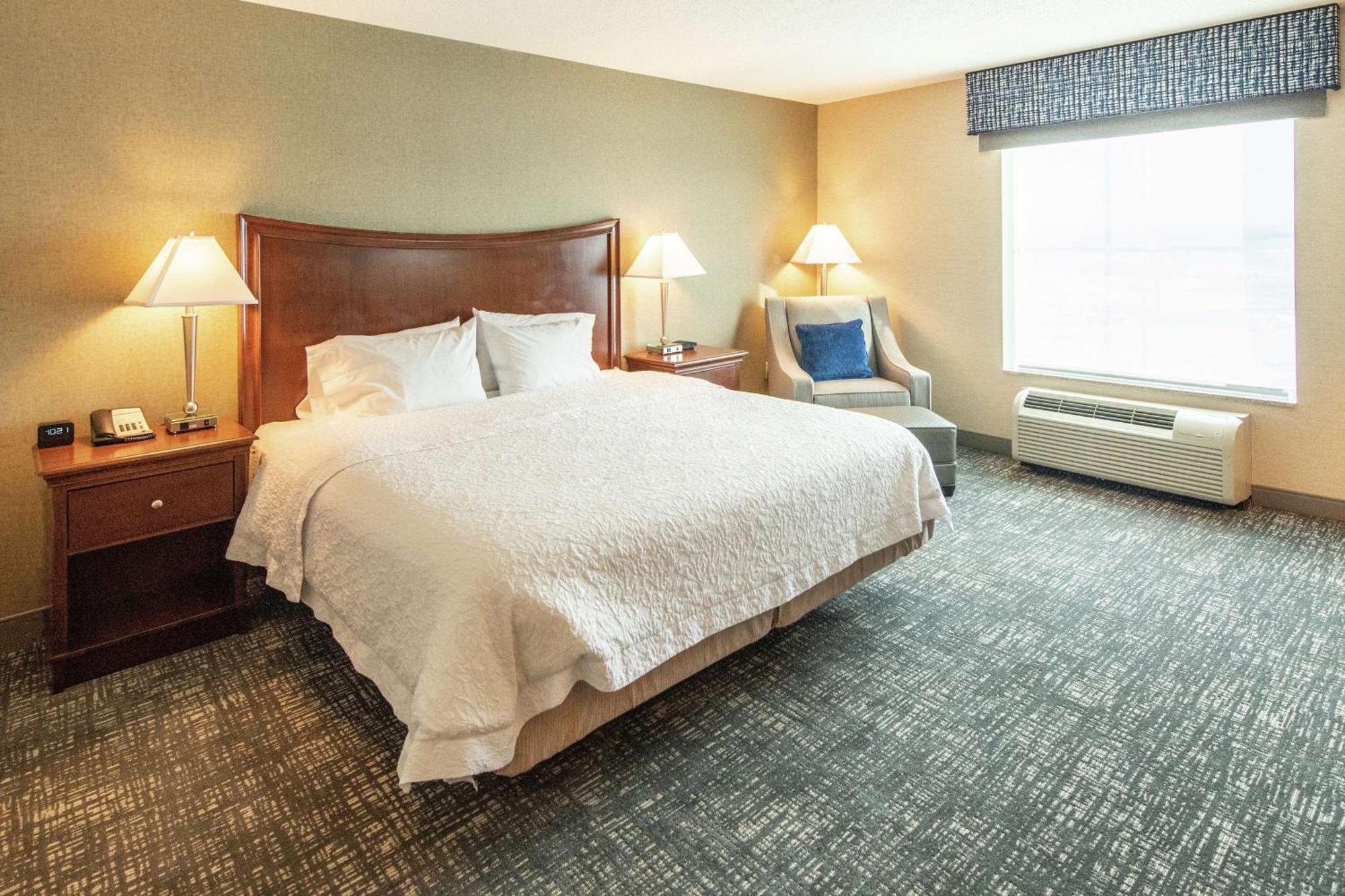 Hampton Inn Presque Isle Exteriör bild