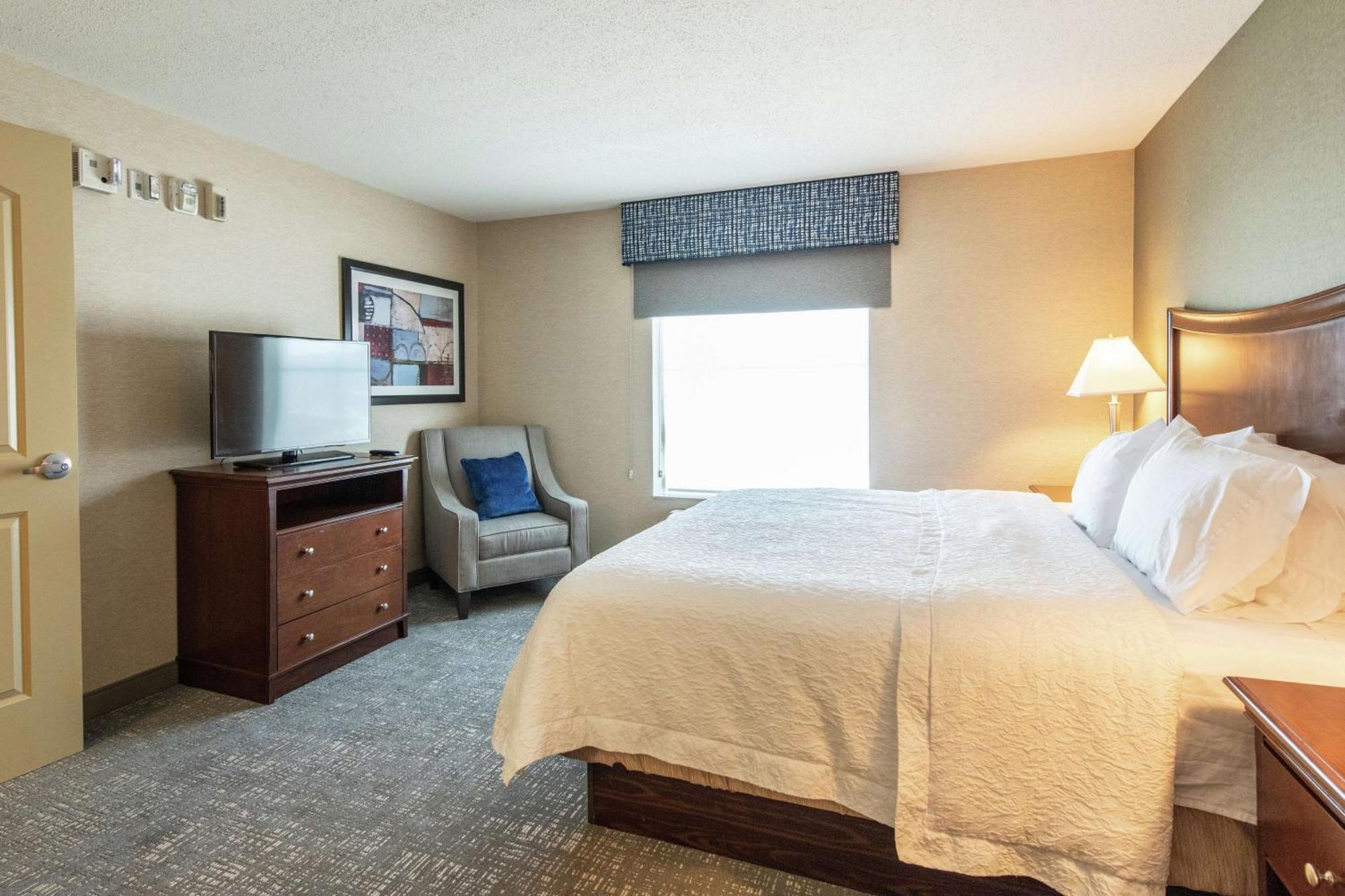 Hampton Inn Presque Isle Exteriör bild