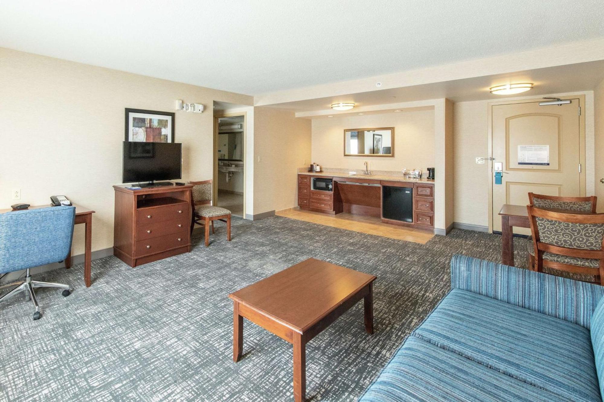 Hampton Inn Presque Isle Exteriör bild