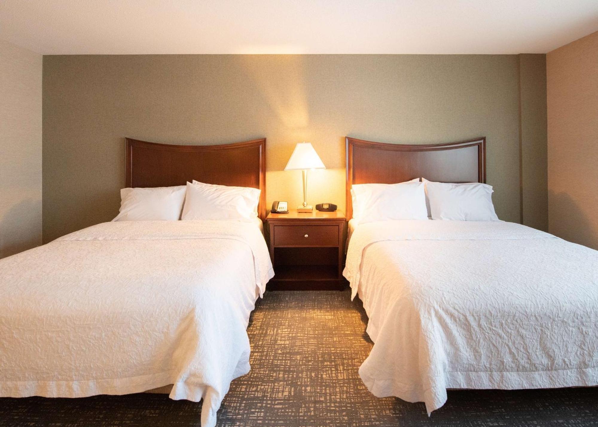 Hampton Inn Presque Isle Exteriör bild